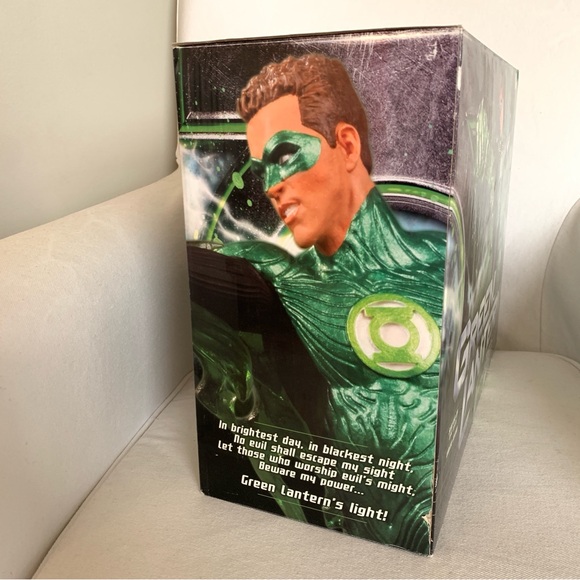 DC Comics Green Lantern Movie Hal Jordan Energy Statue - Picture 14 of 14